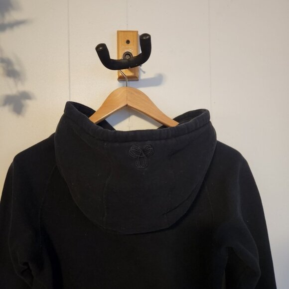 Aritzia TNA Black Hoodie Sweatshirt Loungewear Winter - Picture 3 of 8